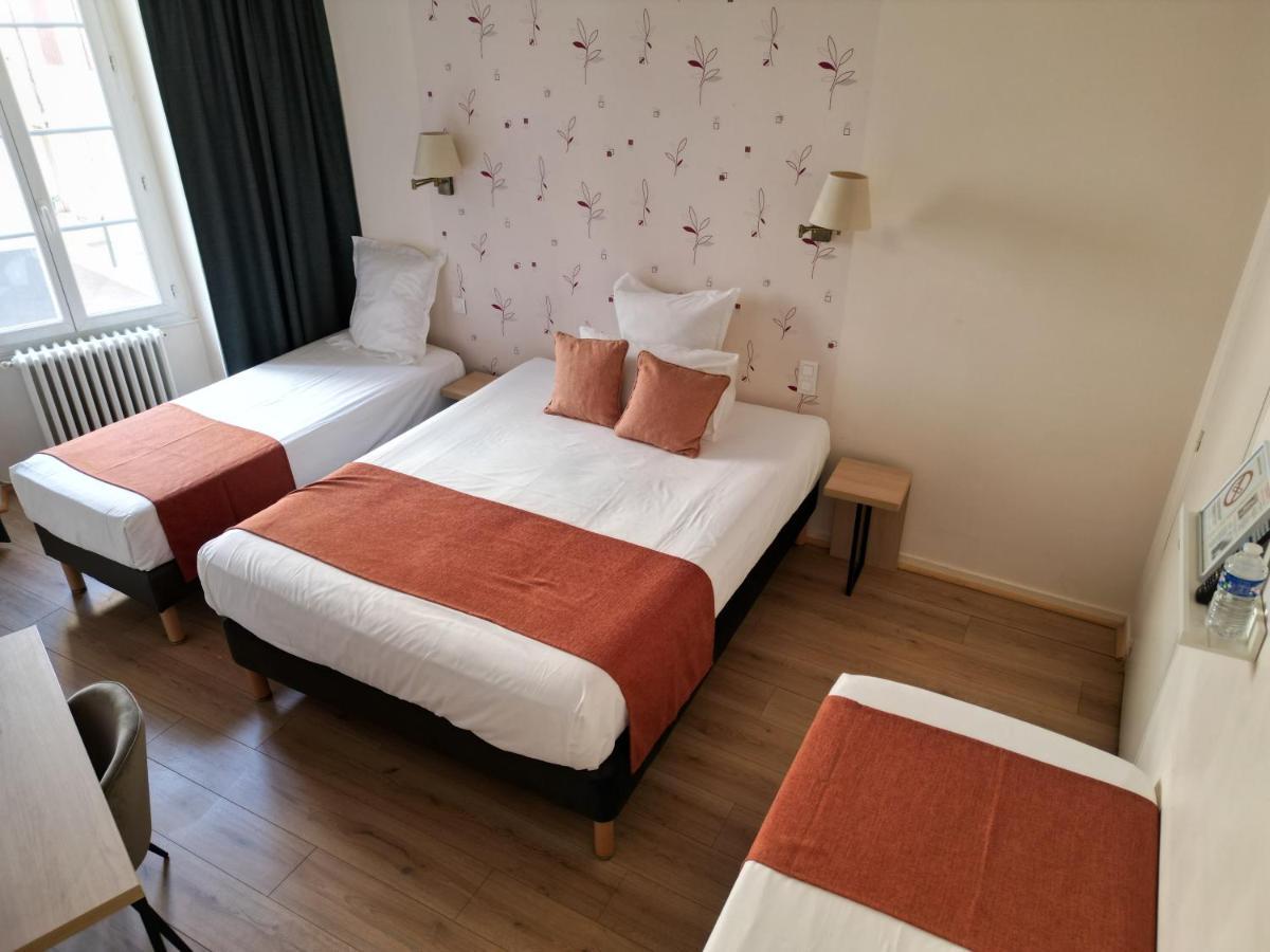 Contact Hotel Les Platanes Villeneuve Sur Lot Centre Buitenkant foto
