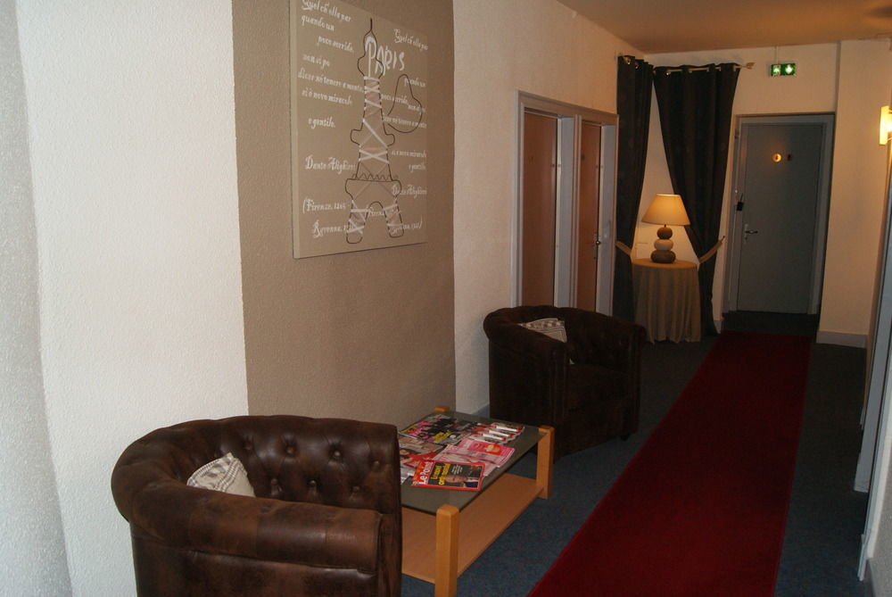 Contact Hotel Les Platanes Villeneuve Sur Lot Centre Buitenkant foto